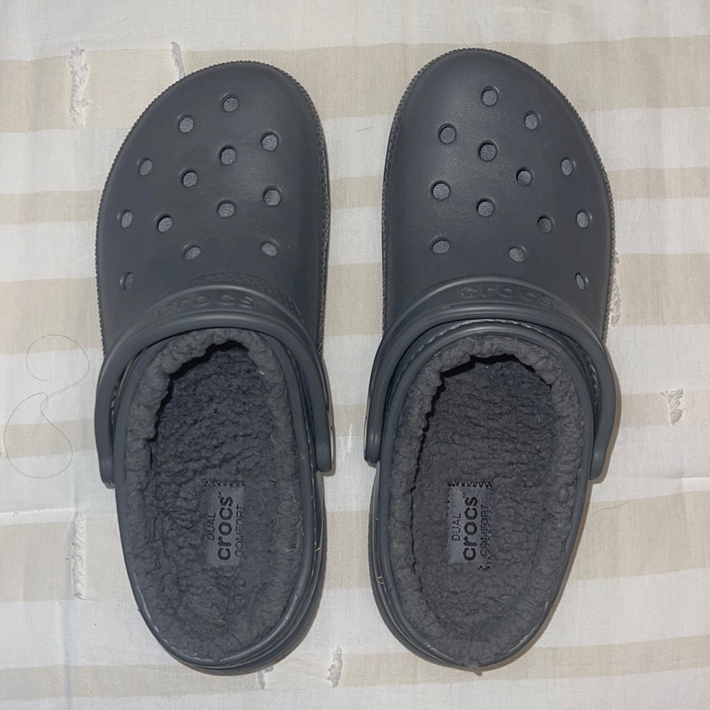 *NEW* Gray Fuzzy Crocs